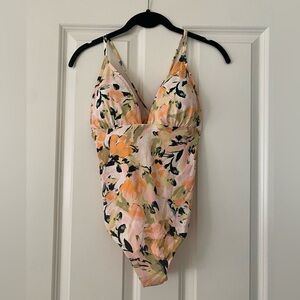 Vero Moda Floral Print One Piece Swimsuit Medium